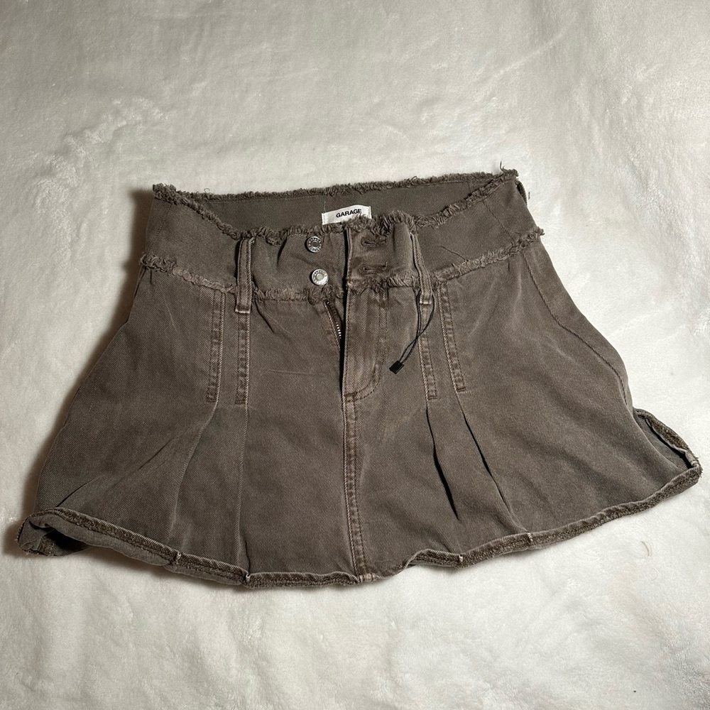 Denim ruffle mini skirt